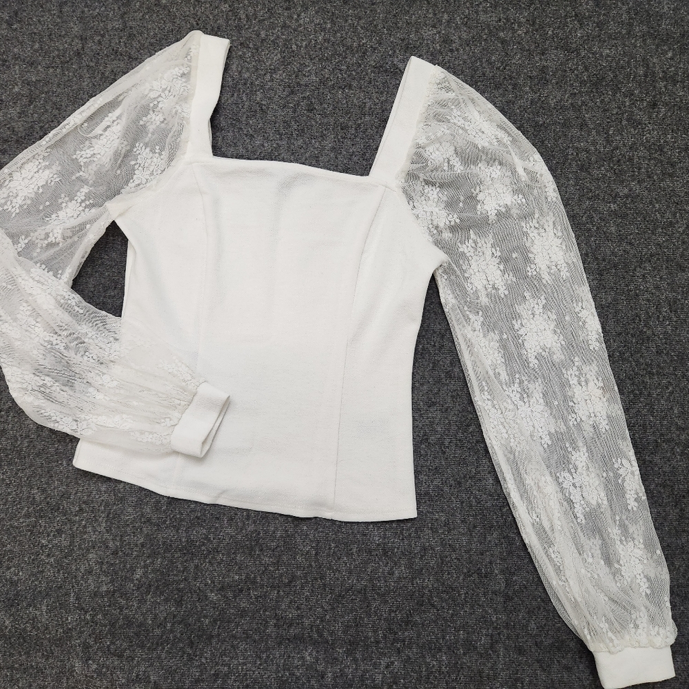 Bubble Sleeve Top